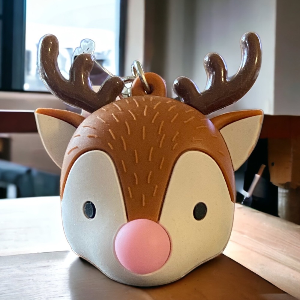 💎 Bath & Body Works Reindeer PocketBac Hand Sanitizer Holder NWT